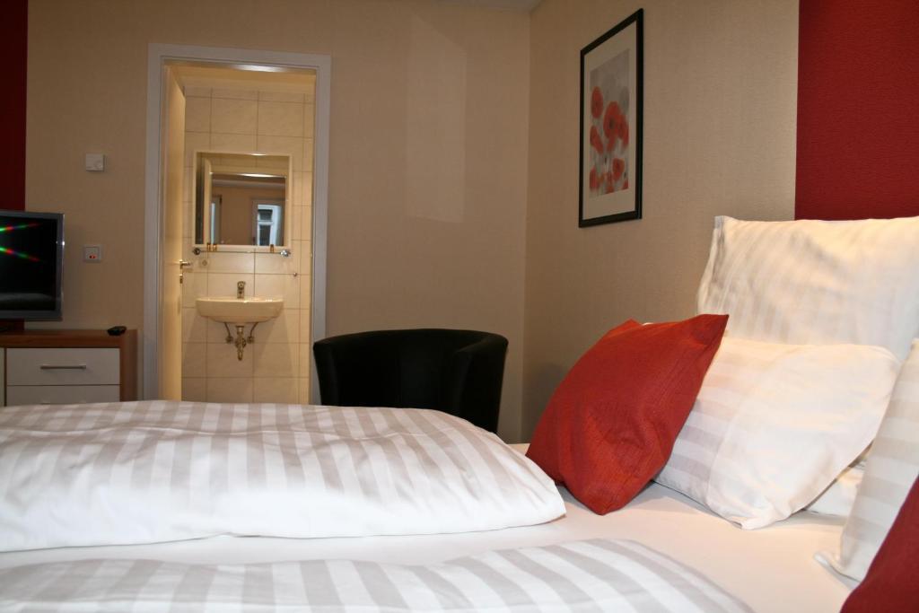 Haus Elisabeth Hotel Bad Salzungen Ngoại thất bức ảnh