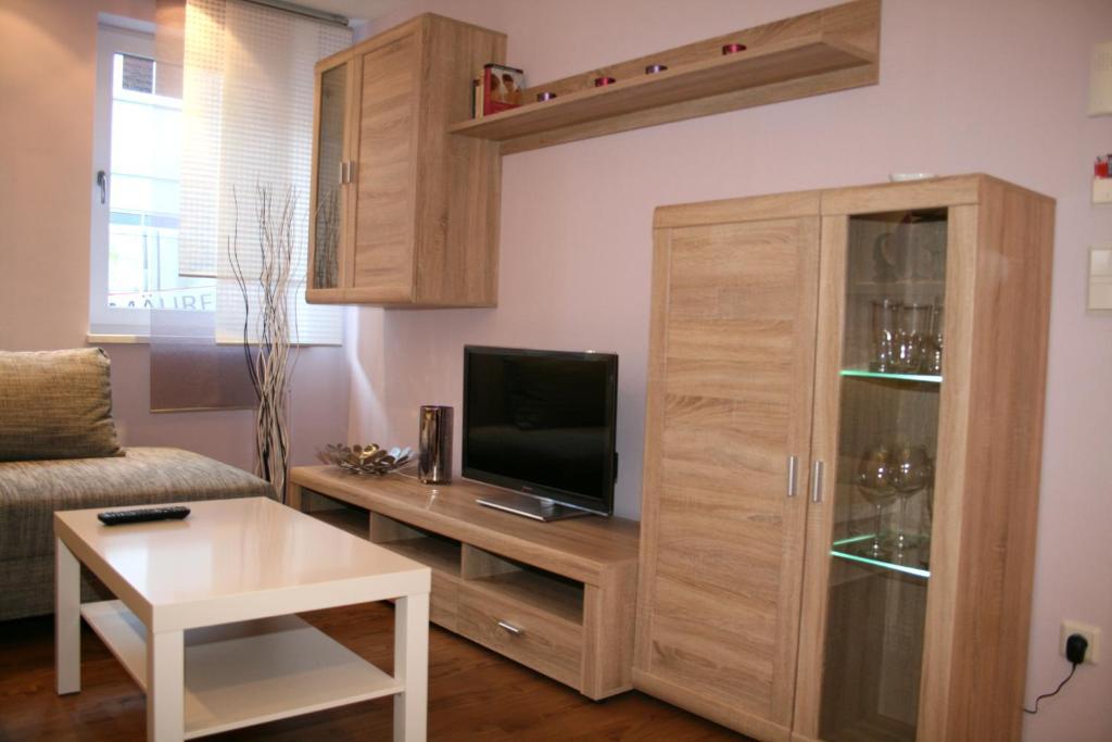 Haus Elisabeth Hotel Bad Salzungen Ngoại thất bức ảnh